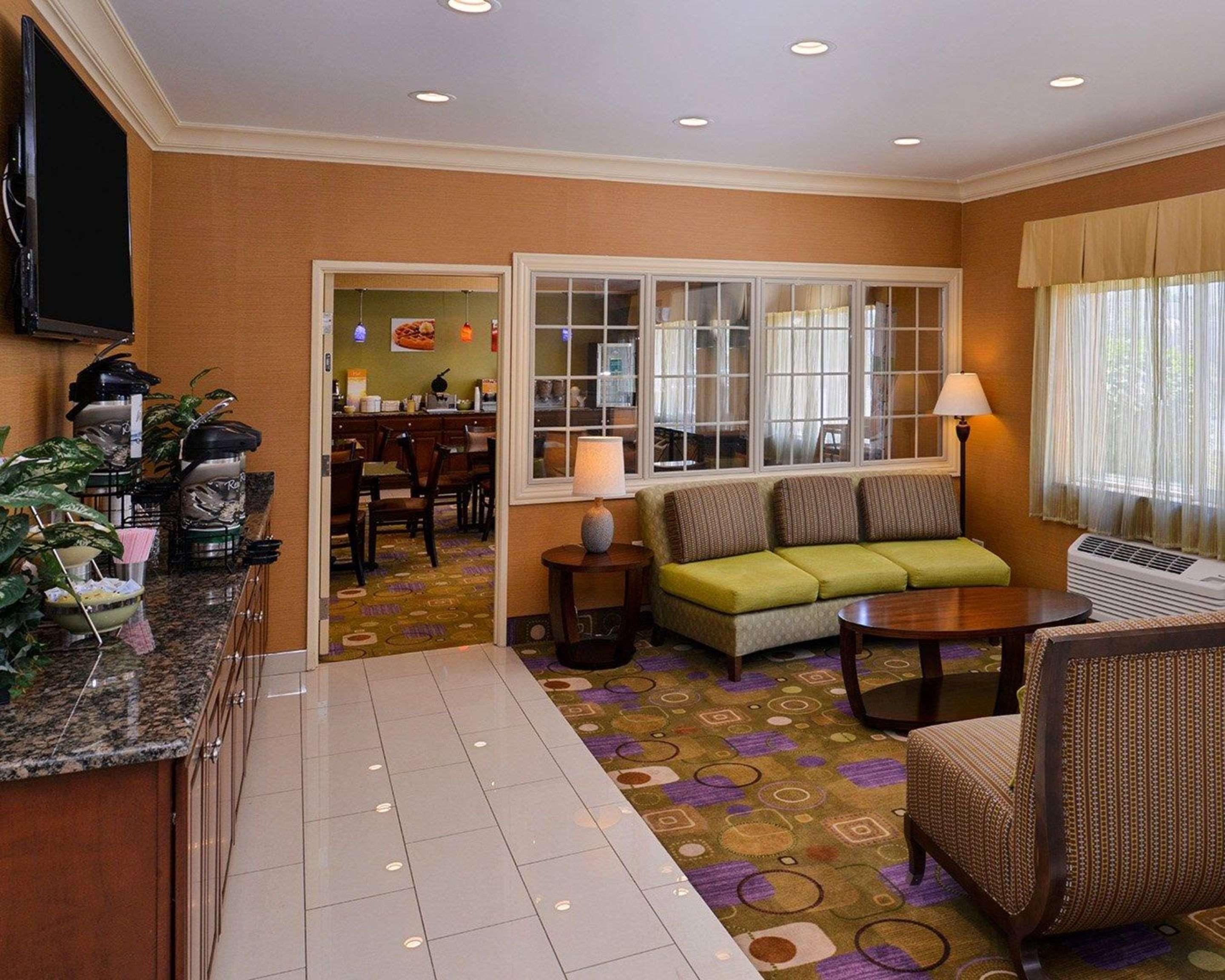 Mainstay Suites Joliet I-80 Buitenkant foto
