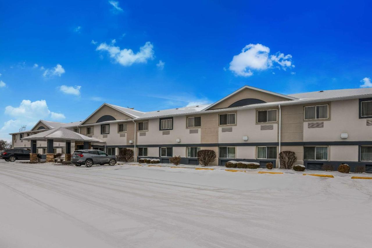 Mainstay Suites Joliet I-80 Buitenkant foto